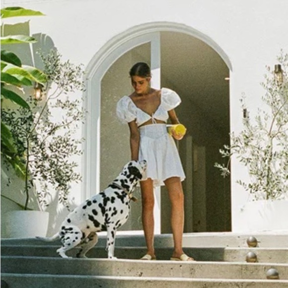 Alika Sabo Skirt Dress - Picture 2 of 5